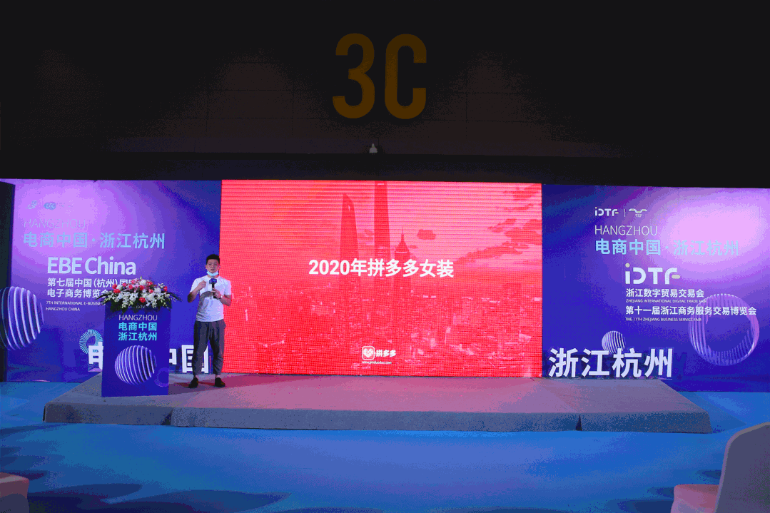 f324bd07e25167f2a1a6d086a46ba92c.gif